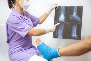 orthopedic surgeon and how are they different from other specialists