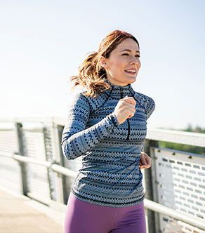 A woman is active after total joint arthroplasty in Boynton Beach.